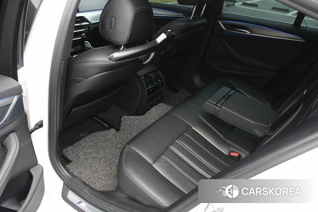 BMW 5 Series (G30) 2018 Белый из Кореи, фото 6