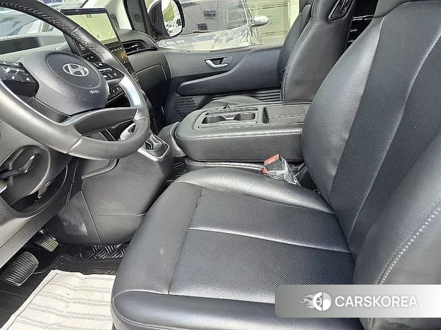 Hyundai Staria 2024 Белый из Кореи, фото 6