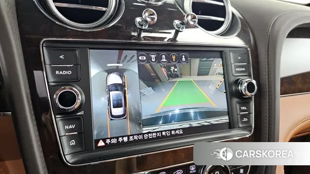 Bentley Bentayga 2018 Черный из Кореи, фото 6