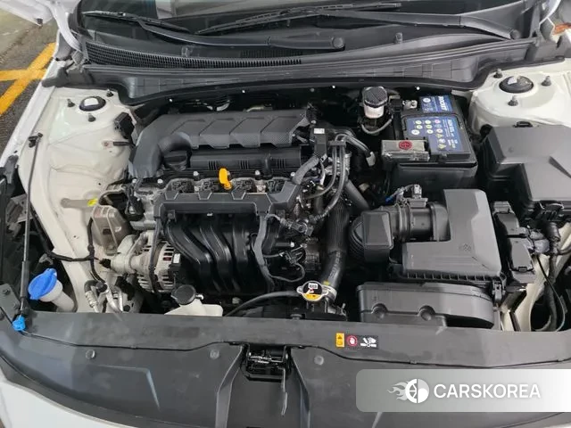 Hyundai Avante (CN7) 2022 Белый из Кореи, фото 6