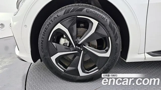 Kia EV6 id 2664897 из Кореи 6