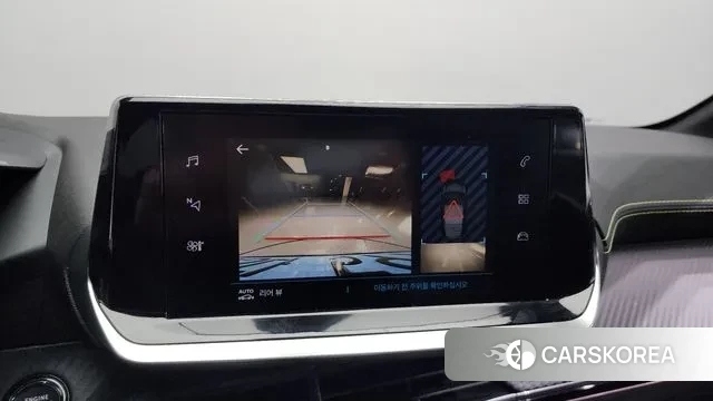 Peugeot e-208 second Generation 2023 Белый из Кореи, фото 6