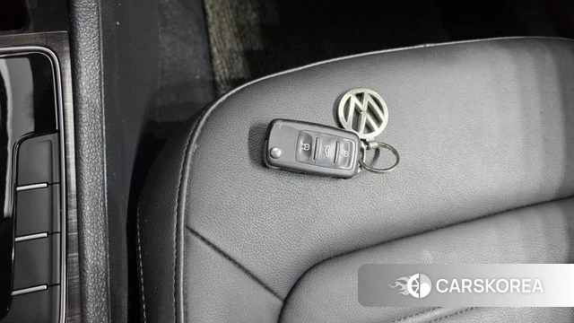 Volkswagen The New Passat 2018 Черный из Кореи, фото 6