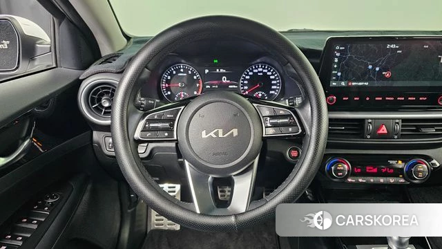 Kia The New K3 2nd generation 2024 Белый из Кореи, фото 6