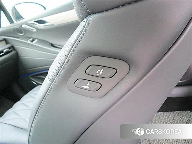Genesis G80 (RG3) 2025 Черный из Кореи, фото 6