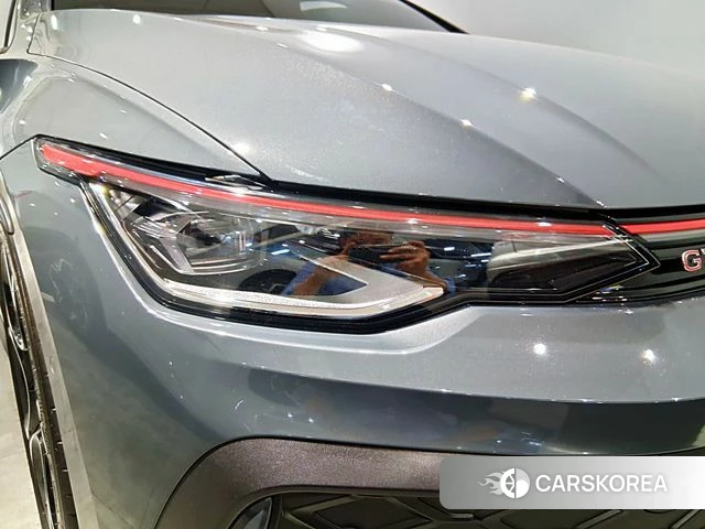 Volkswagen Golf 8th Generation 2025 Серый из Кореи, фото 6