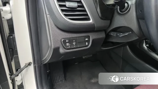 Kia Seltos 2022 Белый из Кореи, фото 6