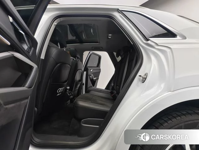 Audi Q3 2023 Белый из Китая, фото 6