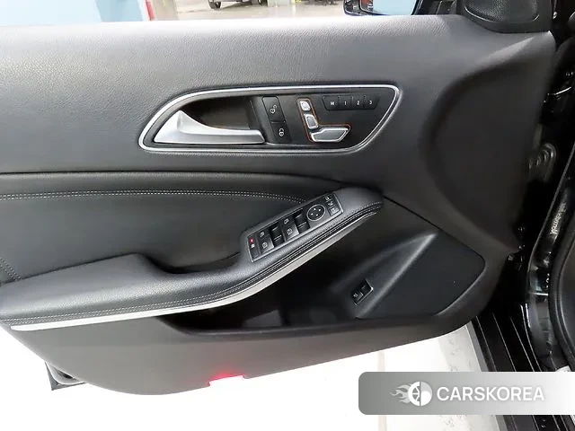 Mercedes-Benz GLA-Class X156 2019 Черный из Кореи, фото 6