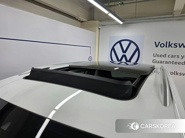 Volkswagen Tiguan Allspace 2020 Белый из Кореи, фото 6