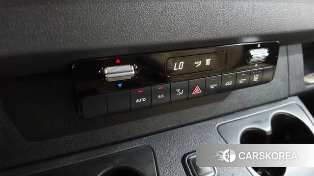 Mercedes-Benz Sprinter 2023 Черный из Кореи, фото 6