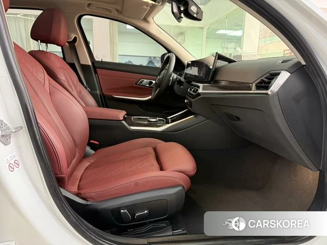 BMW 3 series 2024 Белый из Китая, фото 6