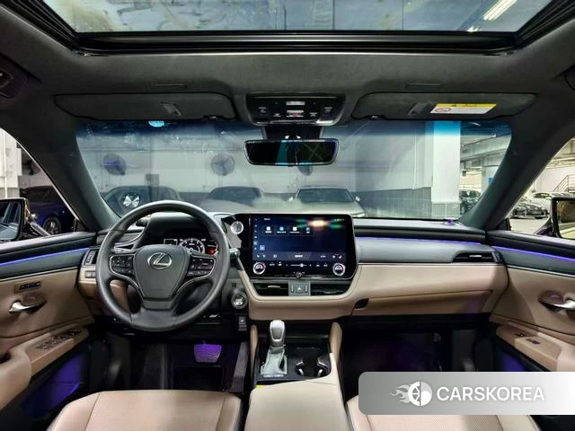 Lexus ES 2025 Серебристо-серый из Китая, фото 6
