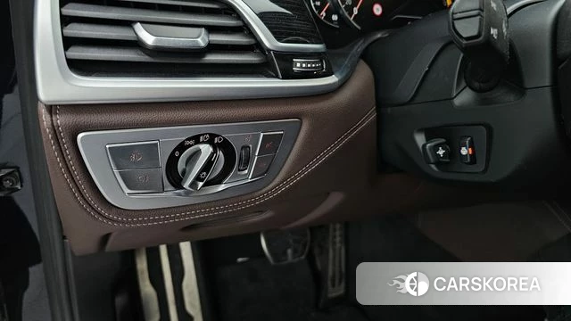 BMW 7 Series (G11) 2018 Синий из Кореи, фото 6