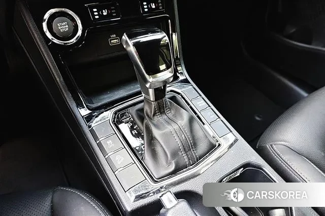 Ssangyong Beautiful Korando 2019 Красный из Кореи, фото 6