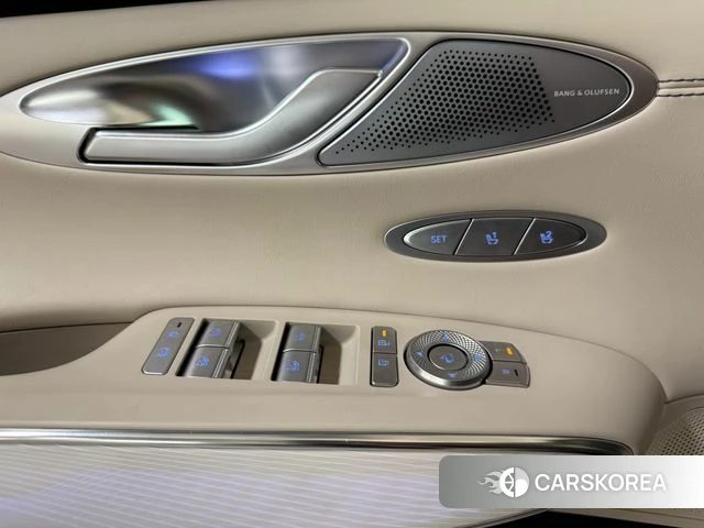 Genesis GV70 2024 Черный из Кореи, фото 6