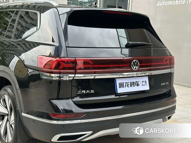 Volkswagen Tourang 2023 Черный из Китая, фото 6