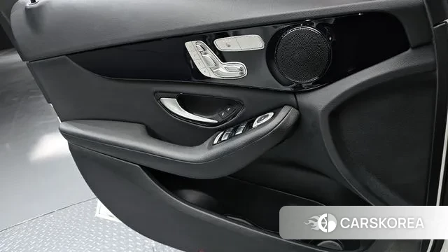 Mercedes-Benz C-Class W205 2018 Белый из Кореи, фото 6