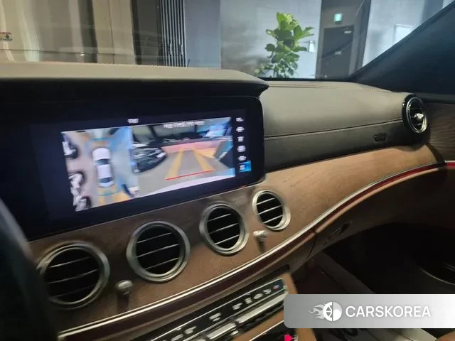 Mercedes-Benz E-Class W213 2022 Белый из Кореи, фото 6