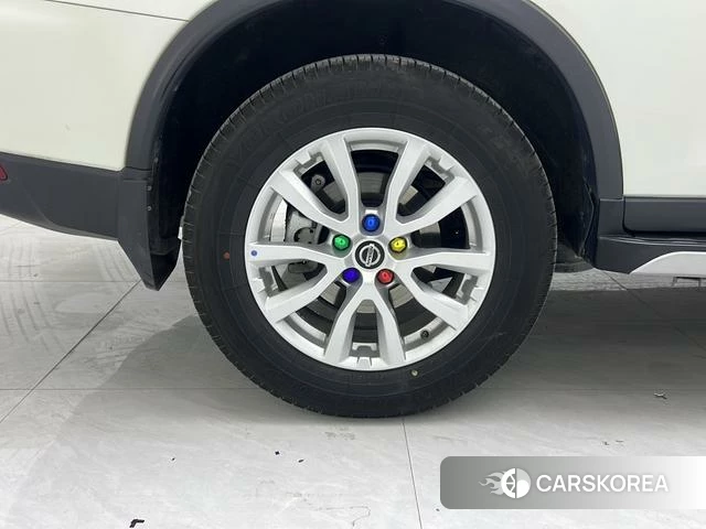 Nissan Qijun 2024 Белый из Китая, фото 6