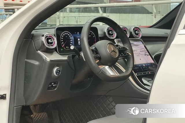 Mercedes-Benz Class C 2023 Белый из Китая, фото 6