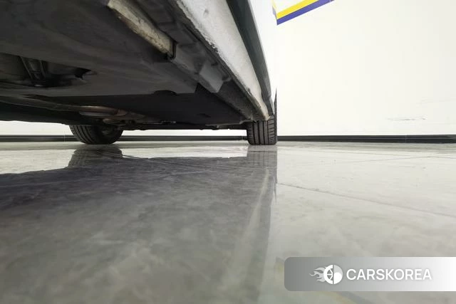 Audi A4L 2023 Белый из Китая, фото 6