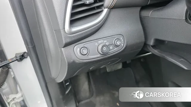 Chevrolet (GM Daewoo) The New Trax 2020 Белый из Кореи, фото 6