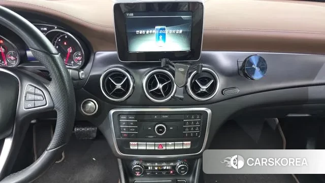 Mercedes-Benz GLA-Class X156 2018 Черный из Кореи, фото 6