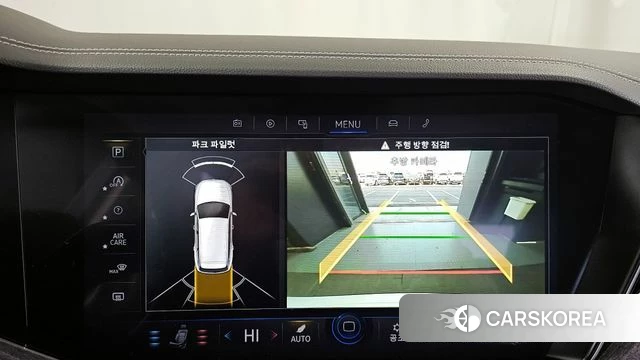 Volkswagen Touareg 3rd generation 2023 Белый из Кореи, фото 6