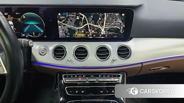 Mercedes-Benz E-Class W213 2021 Белый из Кореи, фото 6