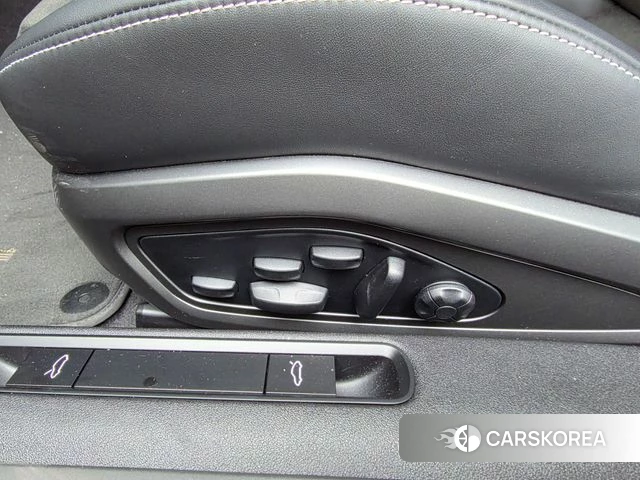 Porsche 911(992) 2022 Черный из Кореи, фото 6