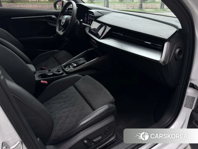 Audi A3 2021 Белый из Китая, фото 6
