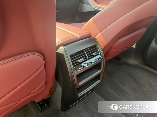 BMW X5 2025 Черный из Китая, фото 6