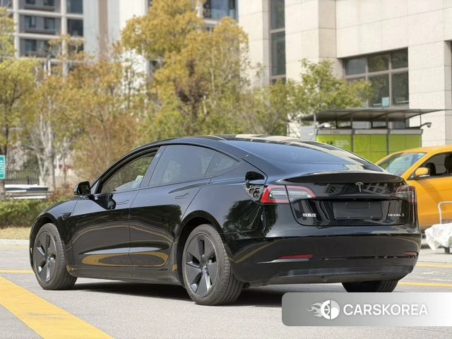 Tesla Model 3 2021 Черный из Китая, фото 6