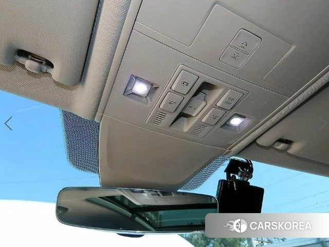 Volkswagen Tiguan Allspace 2023 Белый из Кореи, фото 6
