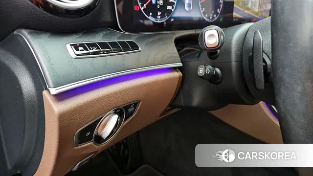 Mercedes-Benz E-Class W213 2019 Серый из Кореи, фото 6