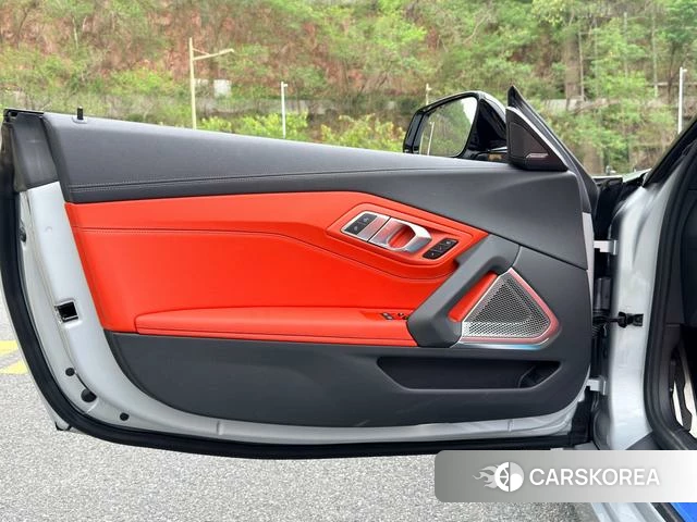 BMW Z4 2022 Серебристо-серый из Китая, фото 6