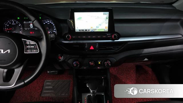 Kia The New K3 2nd generation 2021 Белый из Кореи, фото 6