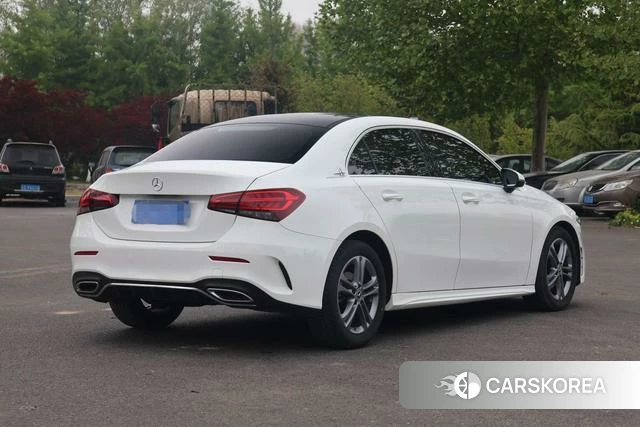 Mercedes-Benz Class A 2022 Белый из Китая, фото 6