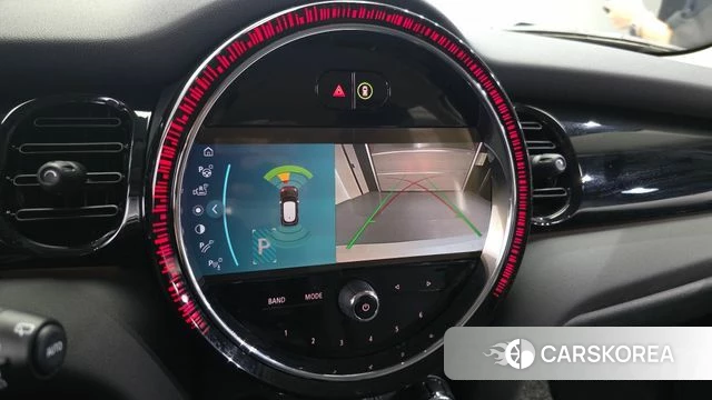 Mini Cooper 2023 Белый из Кореи, фото 6