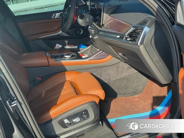 BMW X7 (G07) 2025 Черный из Кореи, фото 6