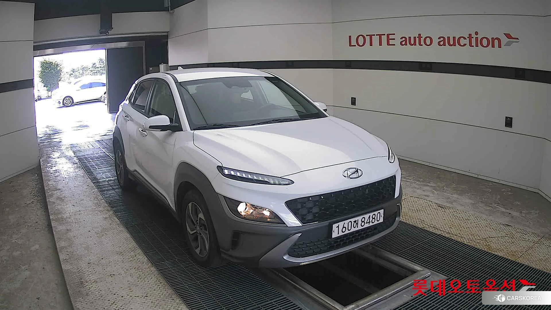 Hyundai Kona Hybrid 2021 Atlas White из Кореи, фото 6