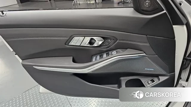 BMW M3 (G80) 2025 Белый из Кореи, фото 6