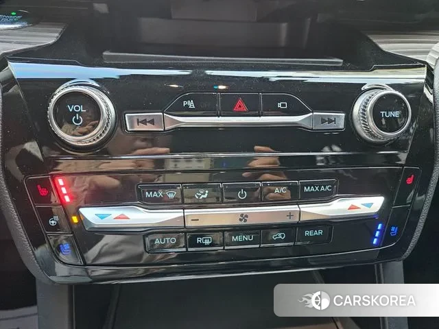 Ford Explorer 6th Generation 2021 Черный из Кореи, фото 6