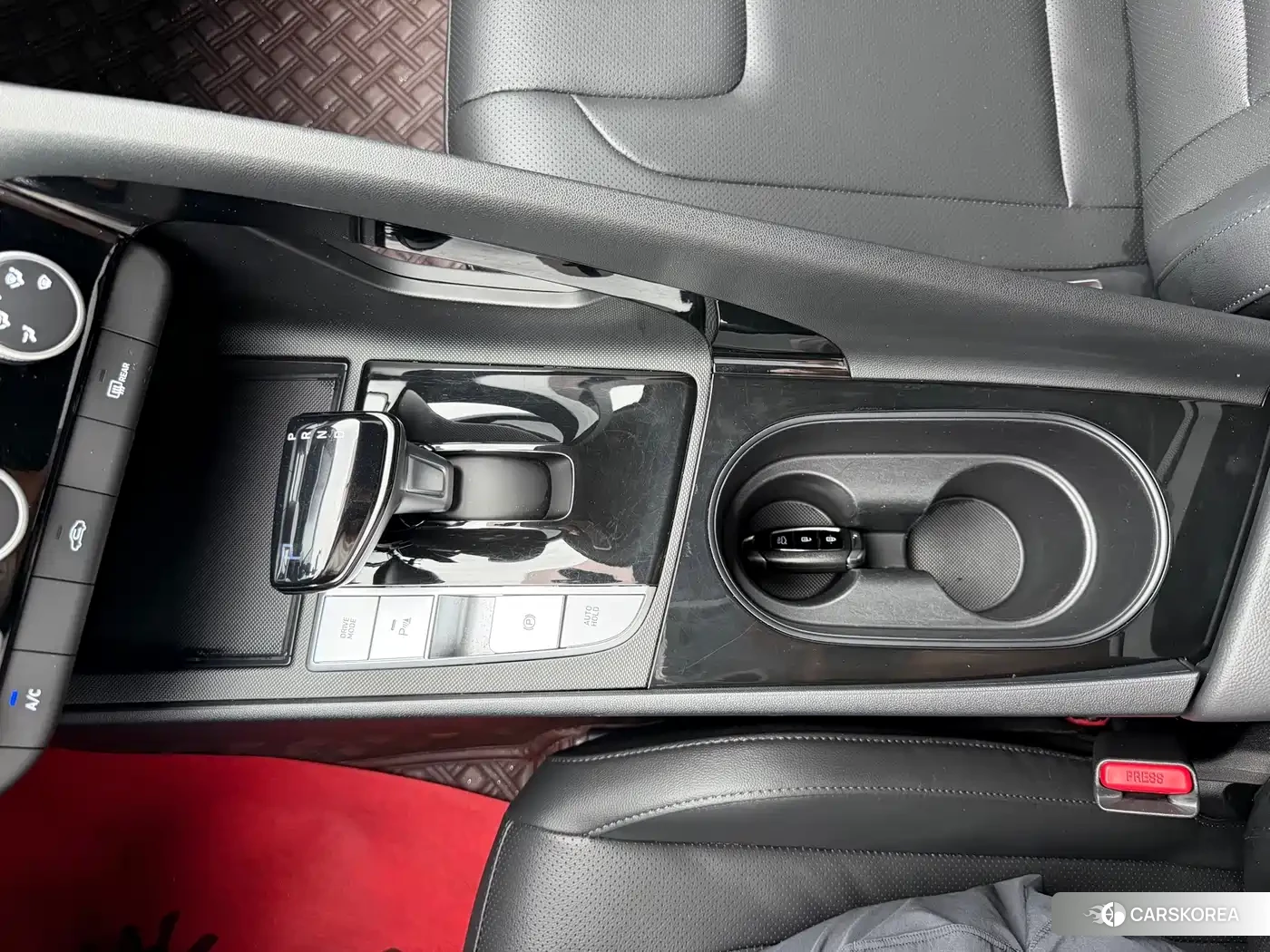 Hyundai Elantra 2023 Белый из Китая, фото 6