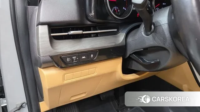 Kia Carnival 4th generation 2022 Серебряный из Кореи, фото 6