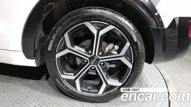 Kia Di Ol Nu Niro 2023 Белый из Кореи, фото 6