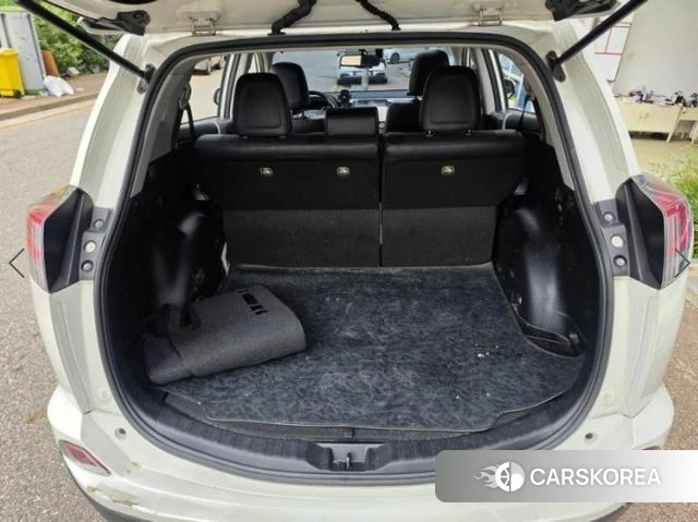 Toyota RAV4 2018 Белый из Кореи, фото 6
