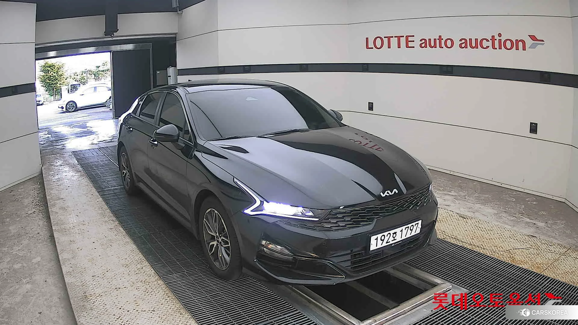 Kia K5 2022 Aurora Black Pearl из Кореи, фото 6