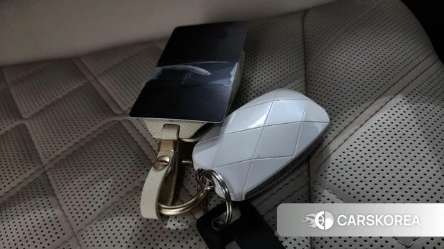 Genesis GV70 2025 Серый из Кореи, фото 6